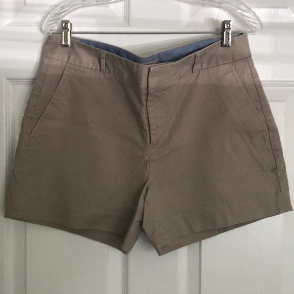 Khaki Sorts